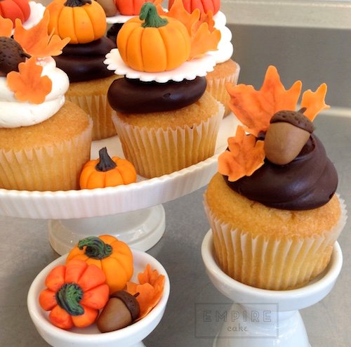 fall-themed-cupcakes