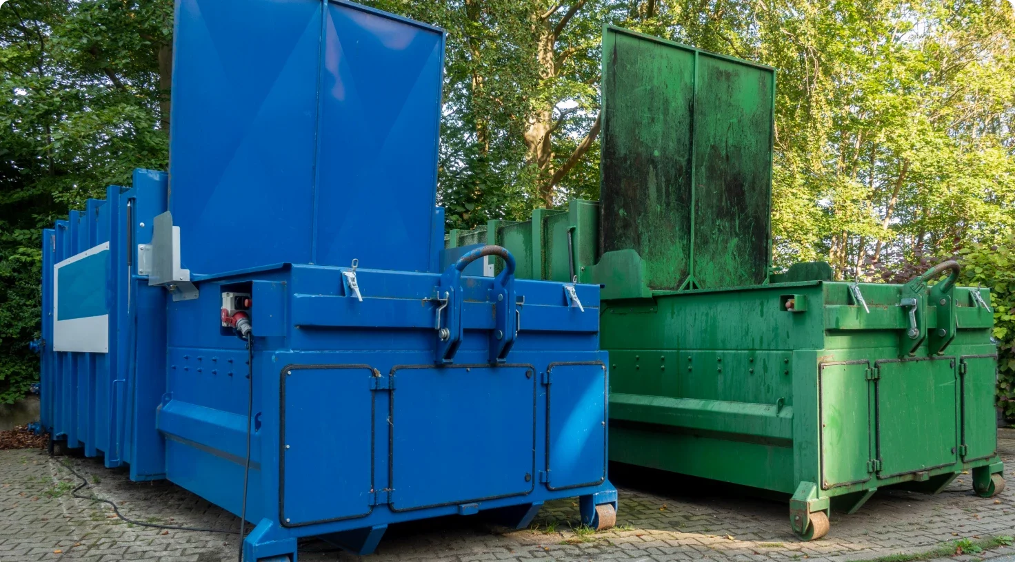 Trash Dumpster for Smooth Construction